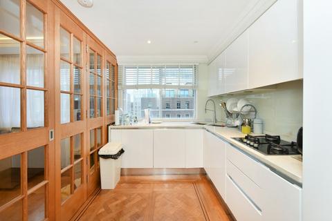 3 bedroom apartment to rent, Warwick Gardens, Kensington, W14