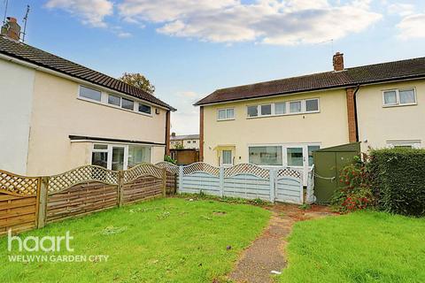 3 bedroom end of terrace house for sale, Carve Ley, Welwyn Garden City