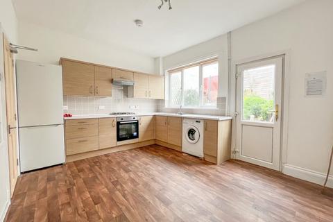 3 bedroom terraced house to rent, Birkin Street, Bristol, Somerset, BS2