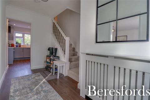 8 Longfellow Drive, Hutton, Brentwood, CM13 2QQ