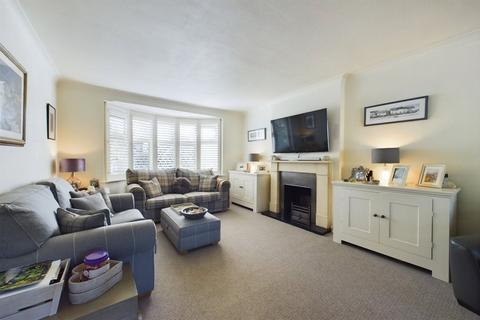 2 bedroom detached house for sale, Chamberlain Way, Pinner, Middlesex, HA5