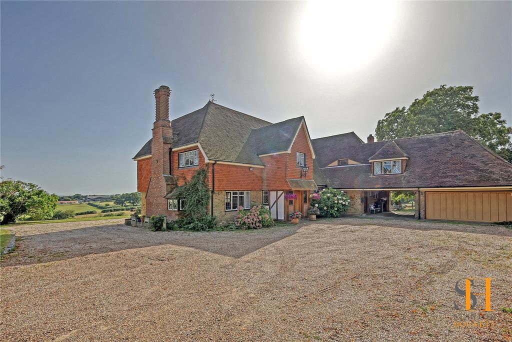Brock Hill, Runwell, Wickford, Essex, SS11 5 bed equestrian property