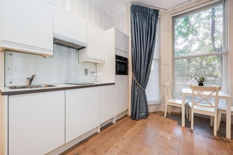 Studio to rent, Elsham Road, W14