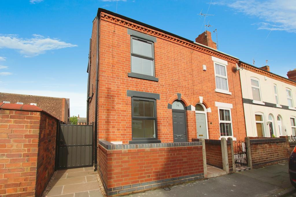 Upper Wellington Street, Long Eaton, Long Eaton, NG10 3 bed semidetached house for sale £285,000