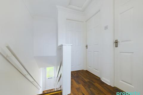 15 Ashkirk Road, Strathaven, ML10 6JT