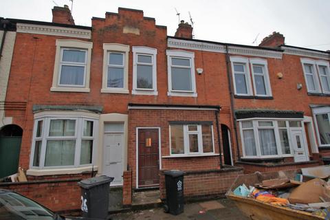 2 bedroom terraced house to rent - Hawkesbury Road,  Leicester, LE2
