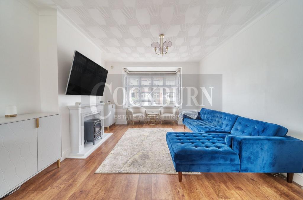 Thaxted Road, New Eltham, SE9 3 bed semidetached house for sale £550,000