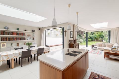 9 Airedale Avenue, Chiswick, London, W4 2NW