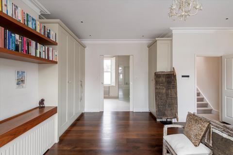 9 Airedale Avenue, Chiswick, London, W4 2NW