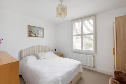 9 Airedale Avenue, Chiswick, London, W4 2NW
