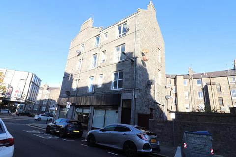 1 bedroom flat to rent, Hollybank Place, First Floor Right (Rear), AB11