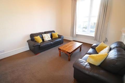 1 bedroom flat to rent, Hollybank Place, First Floor Right (Rear), AB11