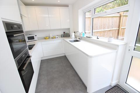 2 Roland Way, Worcester Park, KT4 7HF