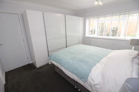 2 Roland Way, Worcester Park, KT4 7HF