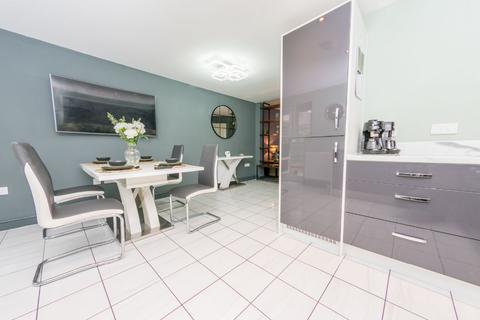 25 Park Way, Castleford, WF10 1BU