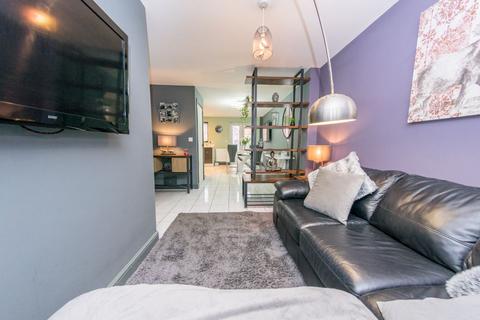 25 Park Way, Castleford, WF10 1BU