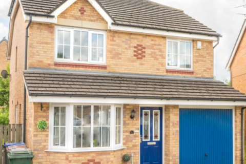 4 bedroom detached house for sale, Calderwood Close, Shipley