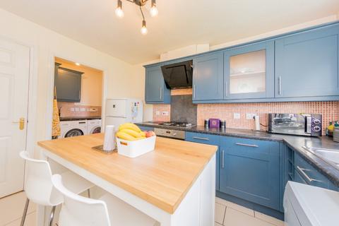 4 bedroom detached house for sale, Calderwood Close, Shipley