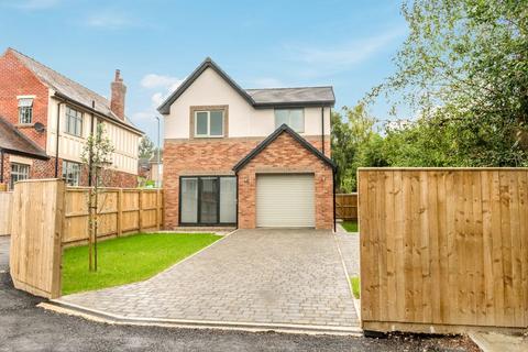 4 bedroom detached house for sale - Batley Road, Wakefield WF2