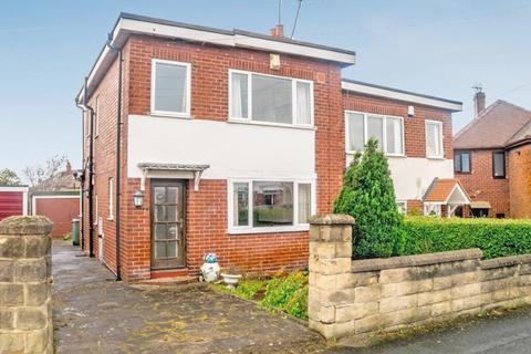 3 bedroom semi-detached house for sale, Parkwood Drive, Beeston, Leeds