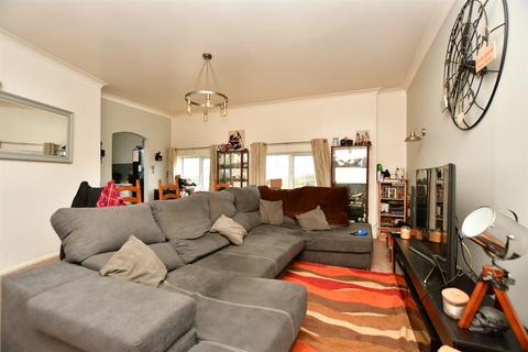 1 bedroom apartment for sale, Church Road, Murston, Sittingbourne, Kent
