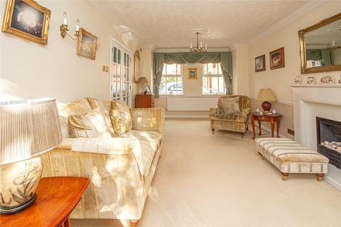 5 bedroom detached house for sale - Kingsley Court, Welwyn Garden City, Hertfordshire