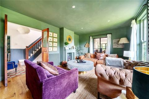 4 bedroom detached house to rent, Bradford Road, Atworth, Wiltshire, SN12