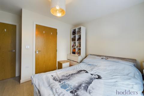 2 bedroom apartment for sale, Hawker Drive, Addlestone, Surrey, KT15