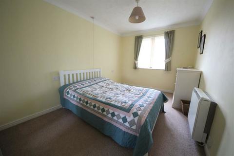 1 bedroom flat for sale - Haig Court, Cambridge, Cambridgeshire, CB4 1TT