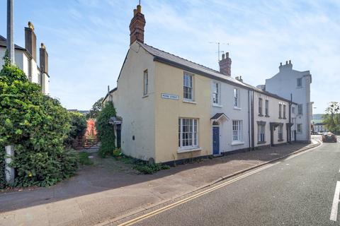 4 bedroom end of terrace house for sale, Monk Street, Monmouth