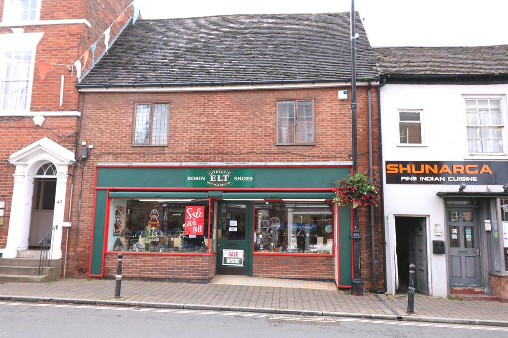 High Street, Pershore WR10 Shop £1,133 pcm (£262 pw)