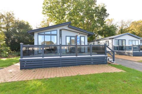 2 bedroom park home for sale, Sycamore, Bashley Park, Sway Road, New Milton, BH25