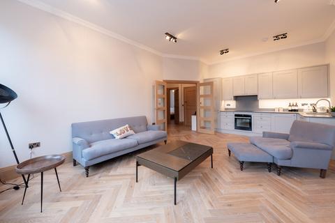 2 bedroom apartment for sale, Belsize Park Gardens, London, NW3