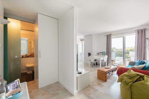1 bedroom apartment for sale, Primrose Hill Road, London, NW3