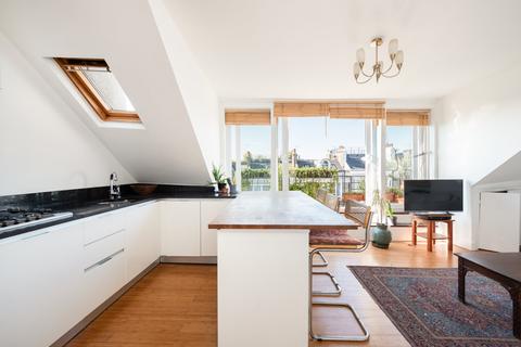 1 bedroom apartment for sale - Belsize Crescent, London, NW3