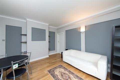 1 bedroom apartment to rent, Belsize Grove, London, NW3