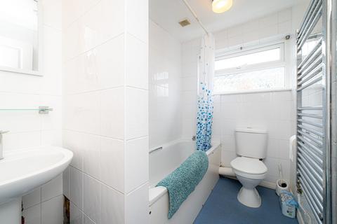 15 Culpepper Close, Canterbury, CT2 7DD