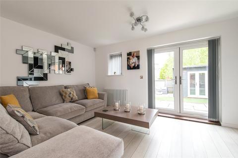 5 Bonham Way, Northfleet, Gravesend, DA11 8FB