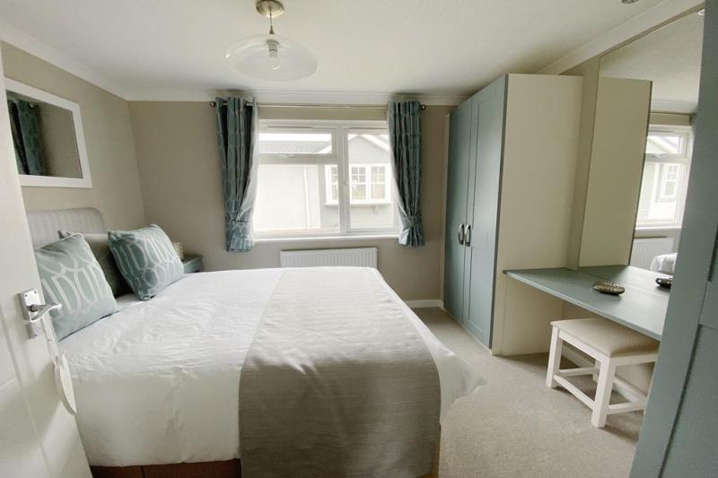2 Bedroom Fully Furnished New Park Home