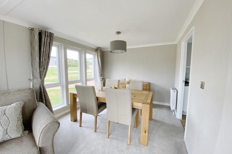 2 Bedroom Fully Furnished New Park Home