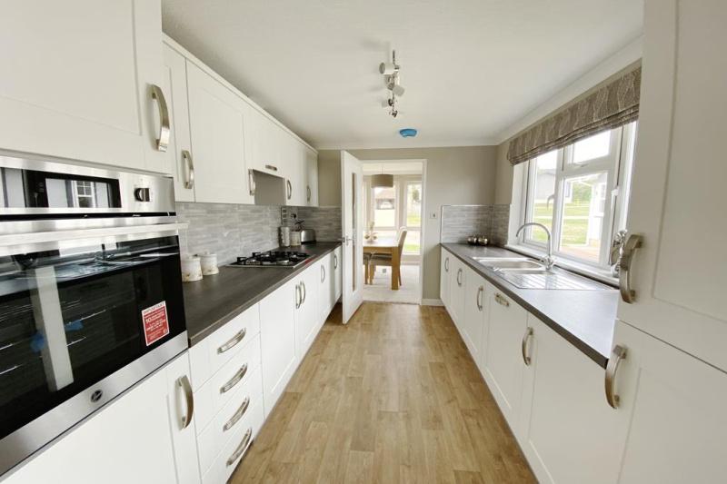 2 Bedroom Fully Furnished New Park Home