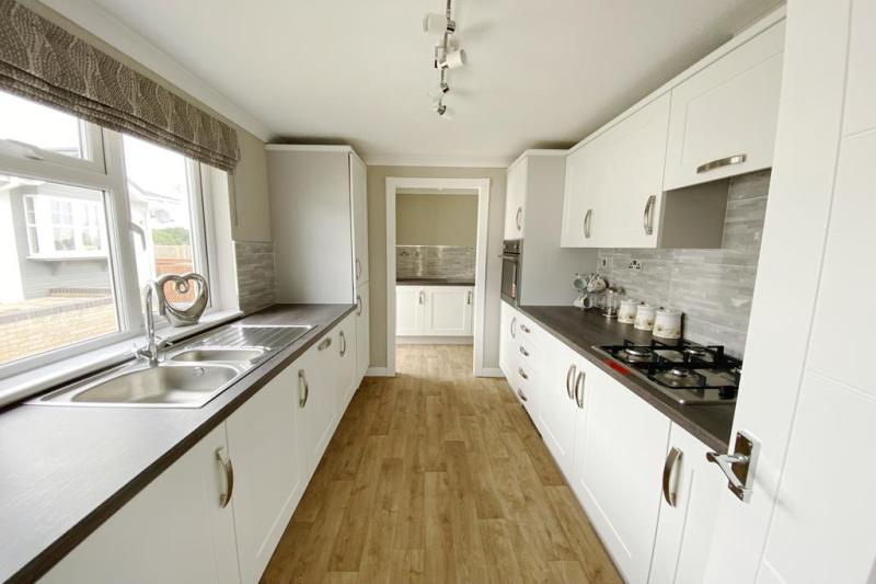2 Bedroom Fully Furnished New Park Home