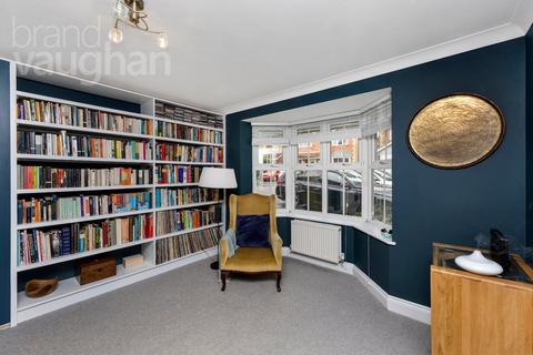 54 Windmill View, Brighton, BN1 8TU