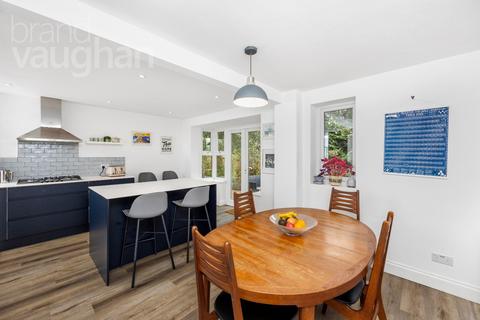 54 Windmill View, Brighton, BN1 8TU