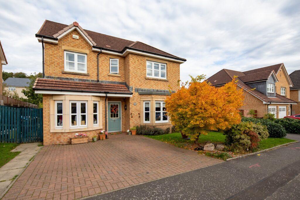 Rose Crescent, Newton Mearns 4 bed detached villa £445,000