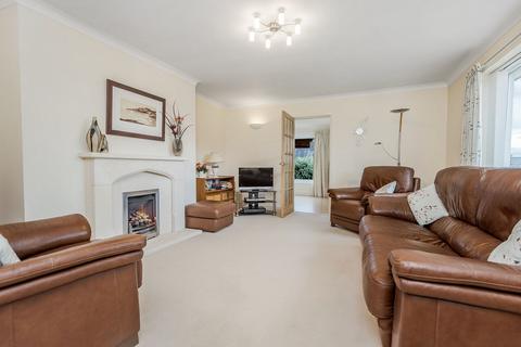 2 Greenways, Over Kellet, Carnforth, LA6 1DE