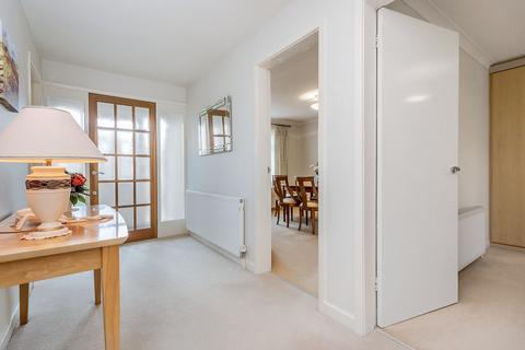 2 Greenways, Over Kellet, Carnforth, LA6 1DE