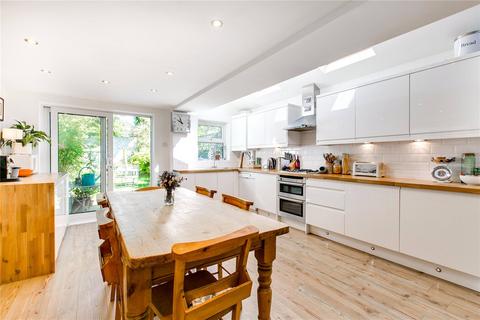 4 bedroom terraced house to rent, Strode Road, London