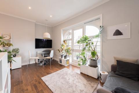 1 bedroom apartment to rent, Adamson Road, London, NW3