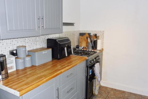 40 Thurnscoe Road, Bolton Upon Dearne, Rotherham, S63 8AG